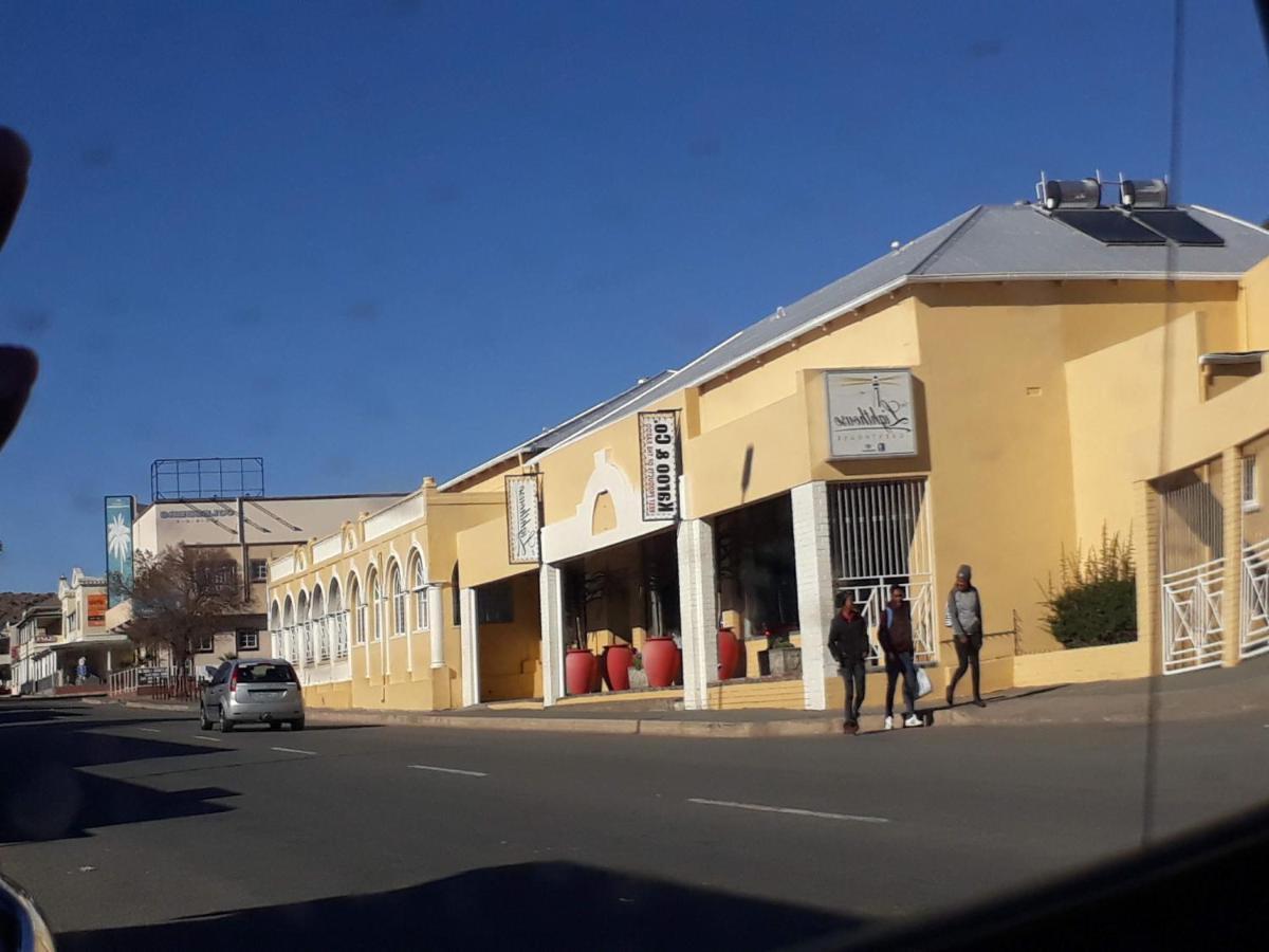 The Lighthouse Guesthouse Colesberg Extérieur photo